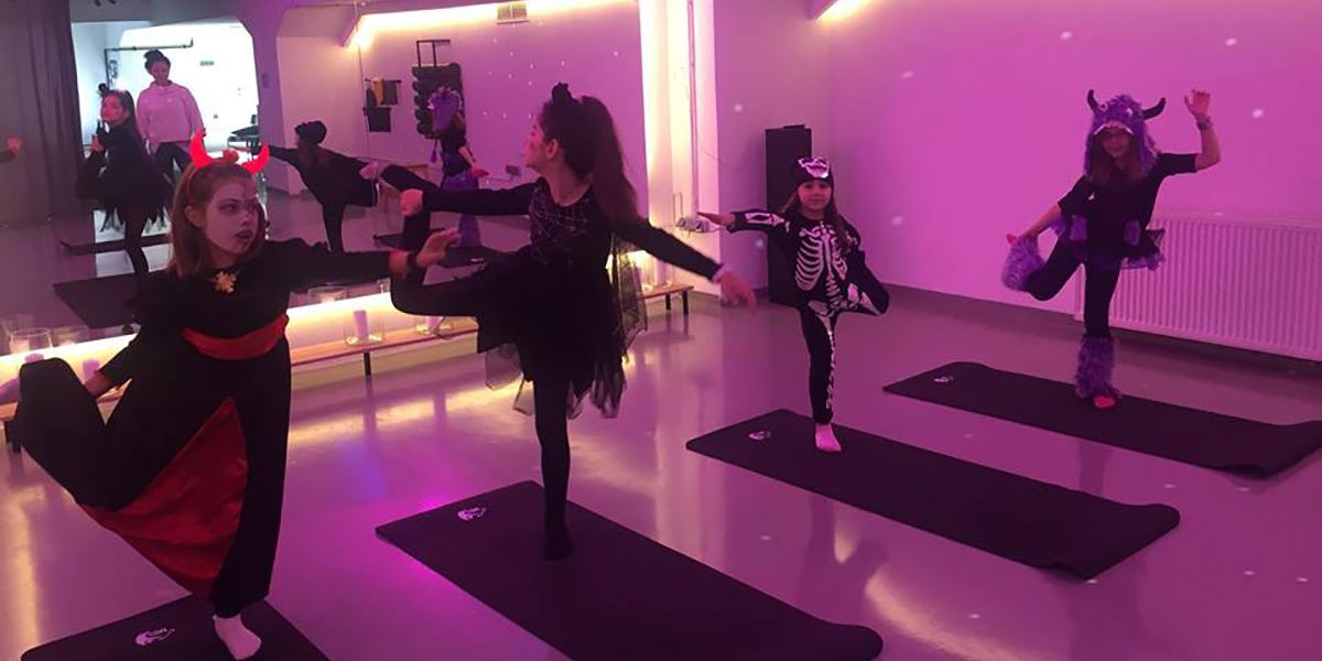 yoga haloween slide